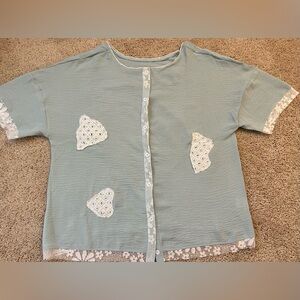 LOVE Appliqué Lace Button-Down Top – Size XXL